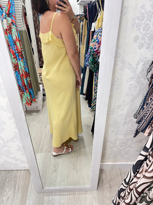 Vestido volante amarillo