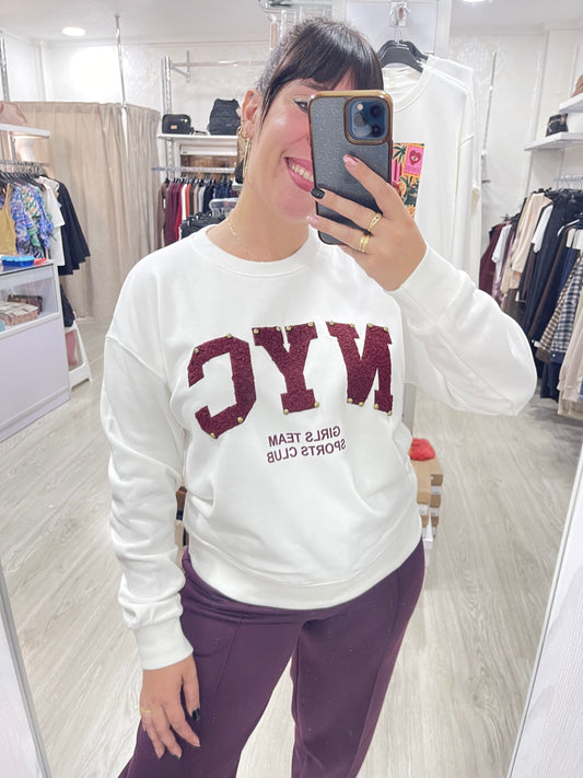 Sudadera NYC burdeos
