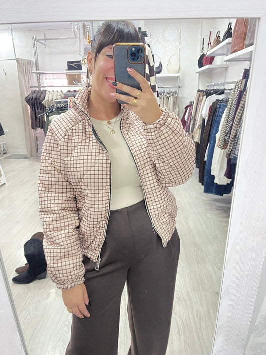 Chaqueta acolchada beige