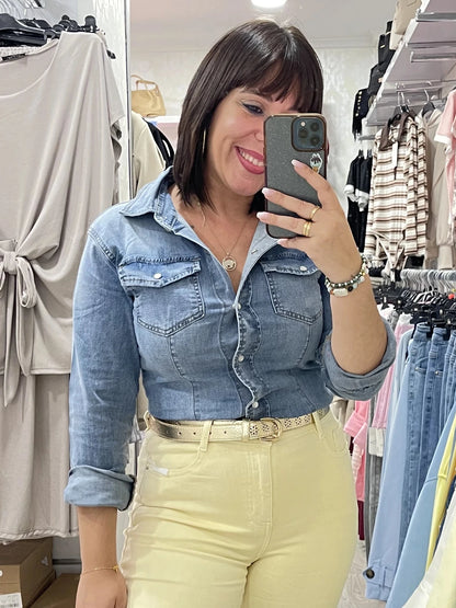 Camisa vaquera clara