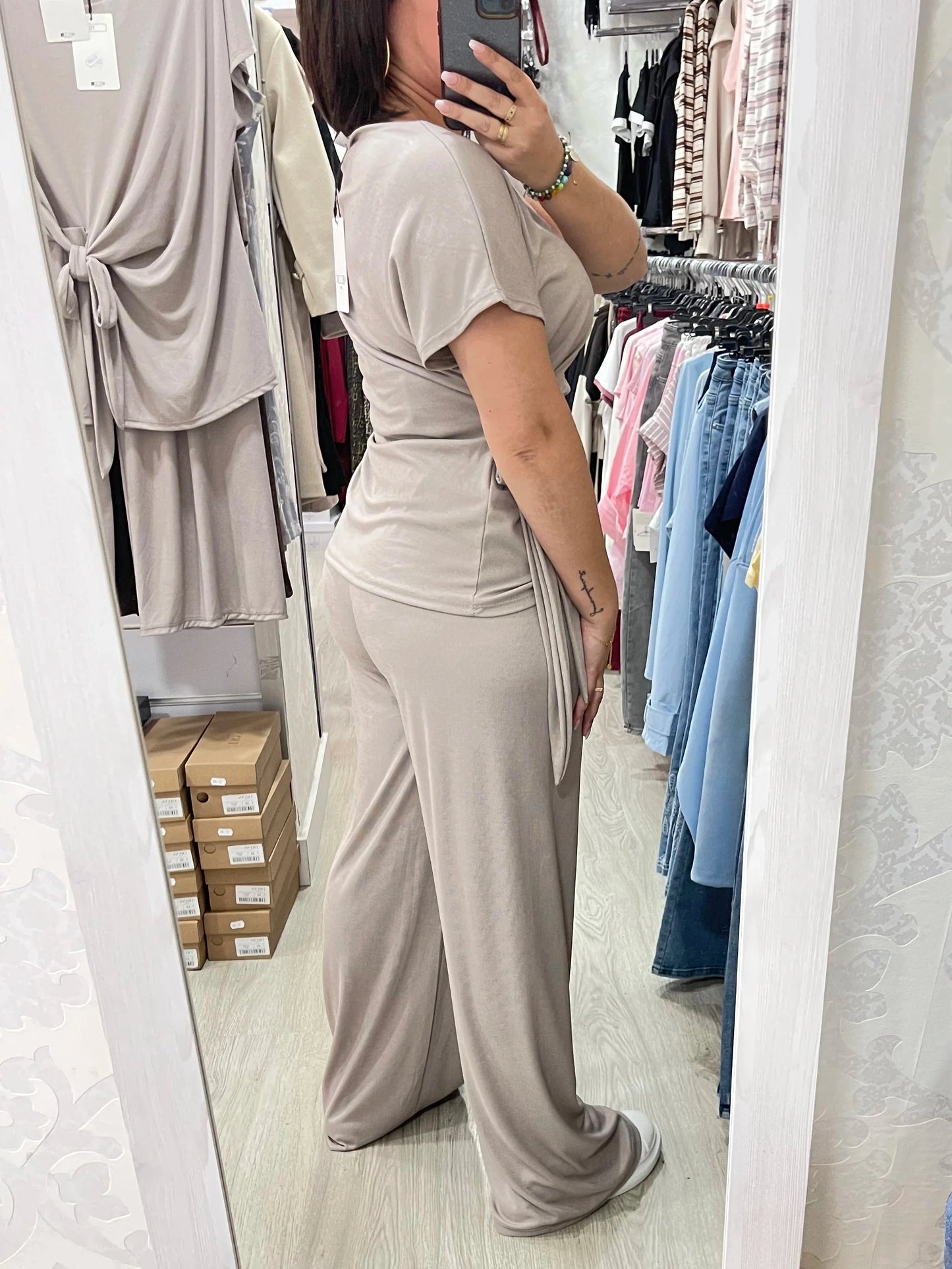 Conjunto lazo beige
