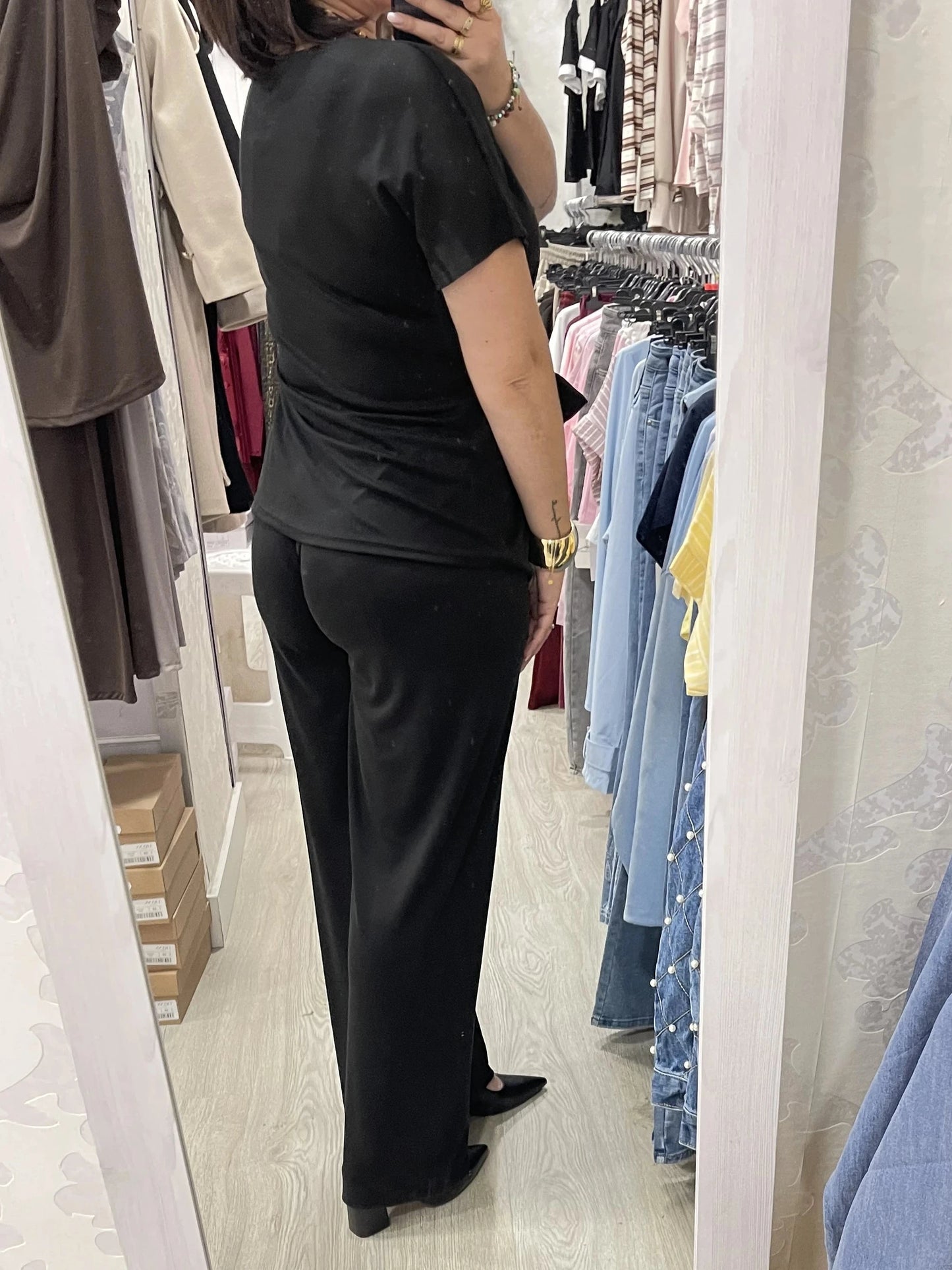 Conjunto lazo negro