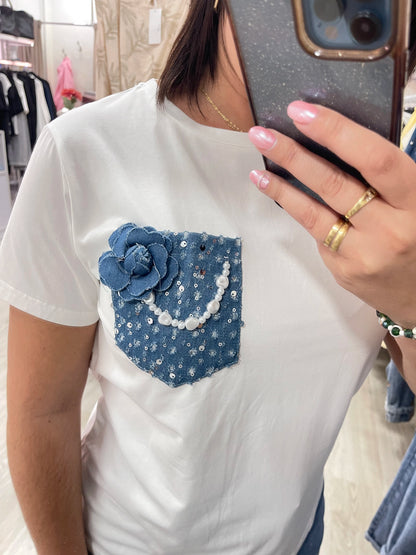 Camiseta flor vaquera