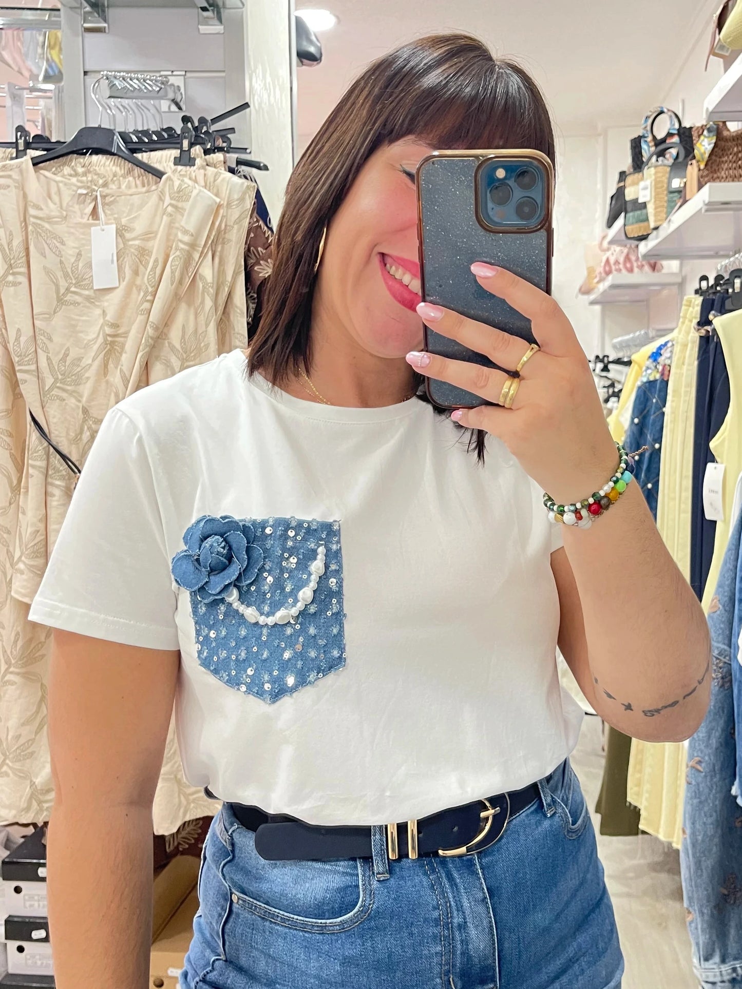 Camiseta flor vaquera