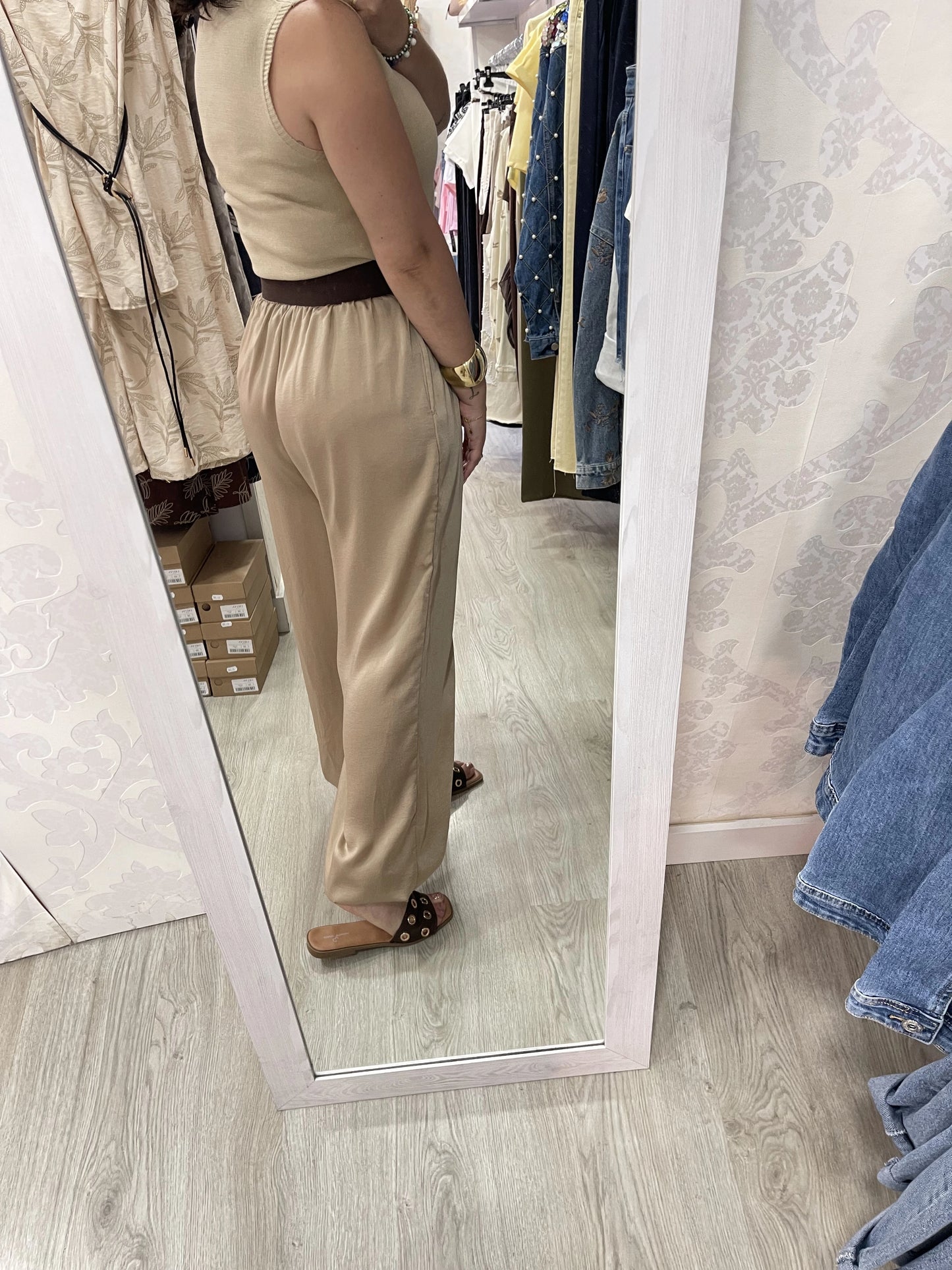 Pantalón bombacho camel