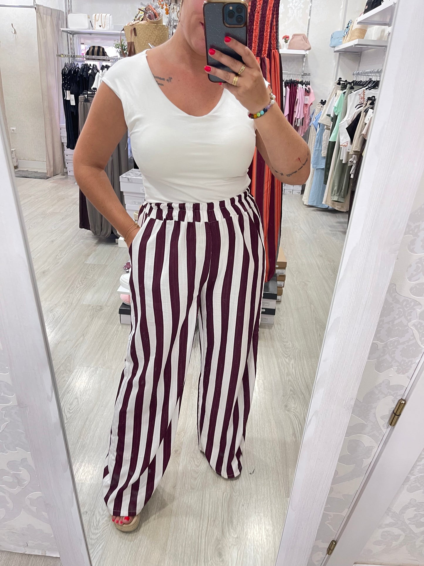 Pantalón rayas berenjena y blanco