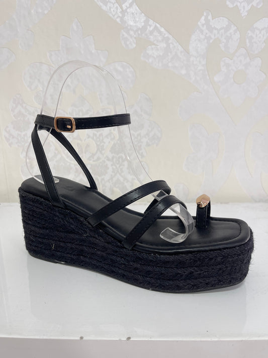 Sandalia anillo negra
