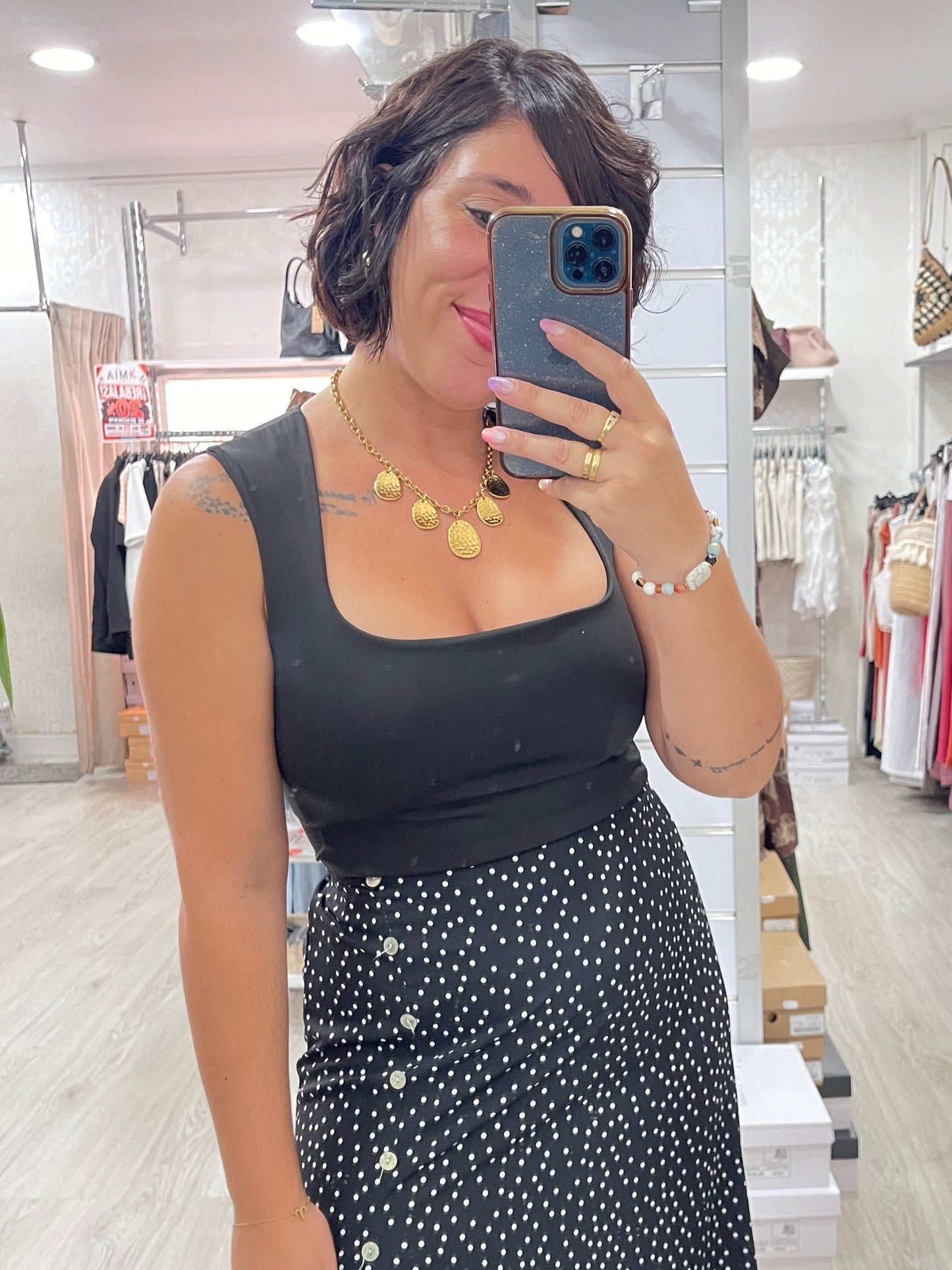 Top licra U negra