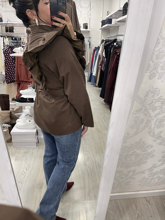 Chaqueta volante chocolate